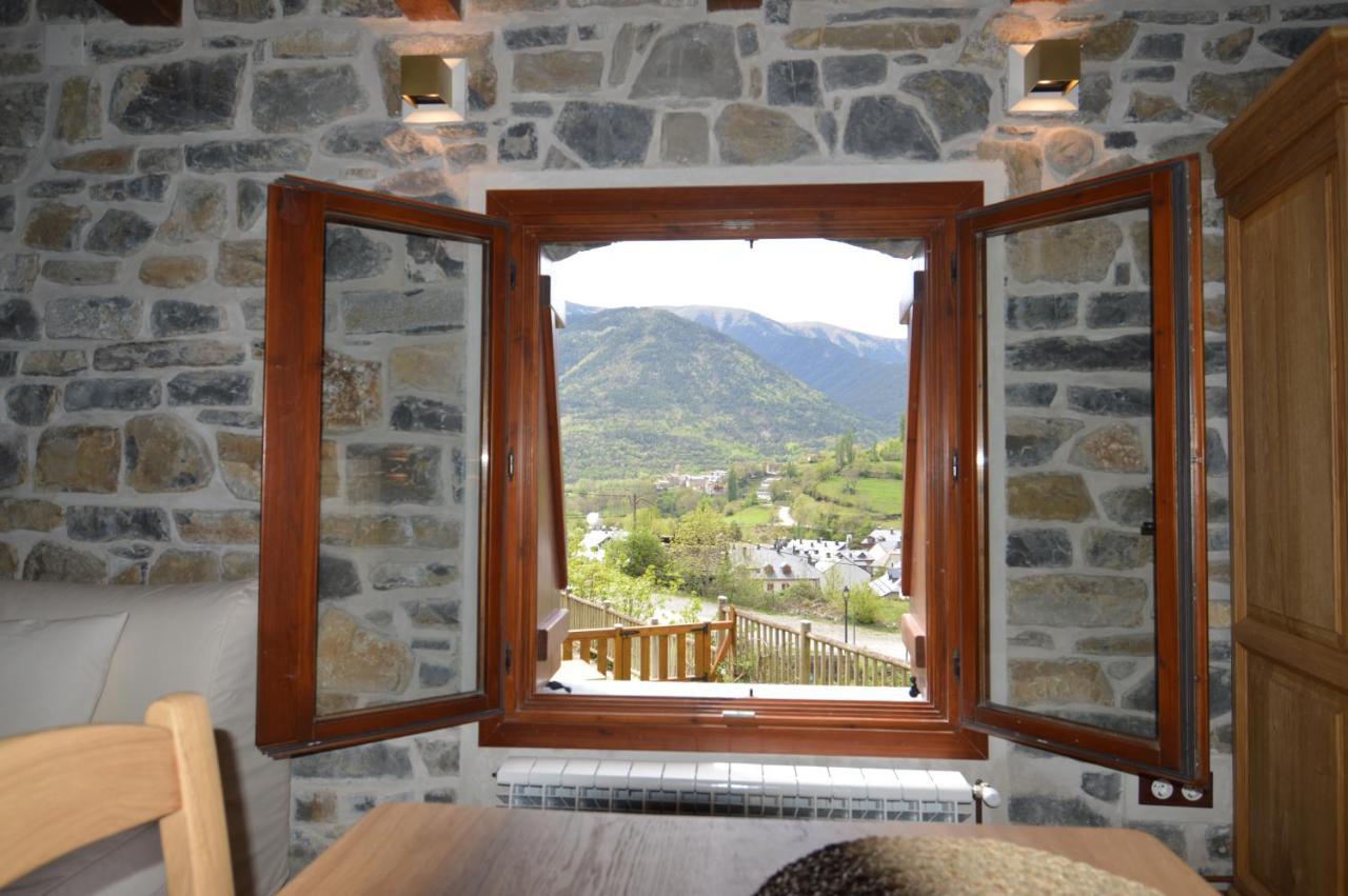 Hotel Rural El Porton De Murillo Broto Exterior foto