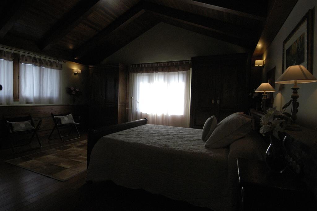 Hotel Rural El Porton De Murillo Broto Zimmer foto