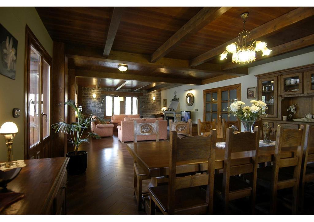 Hotel Rural El Porton De Murillo Broto Exterior foto